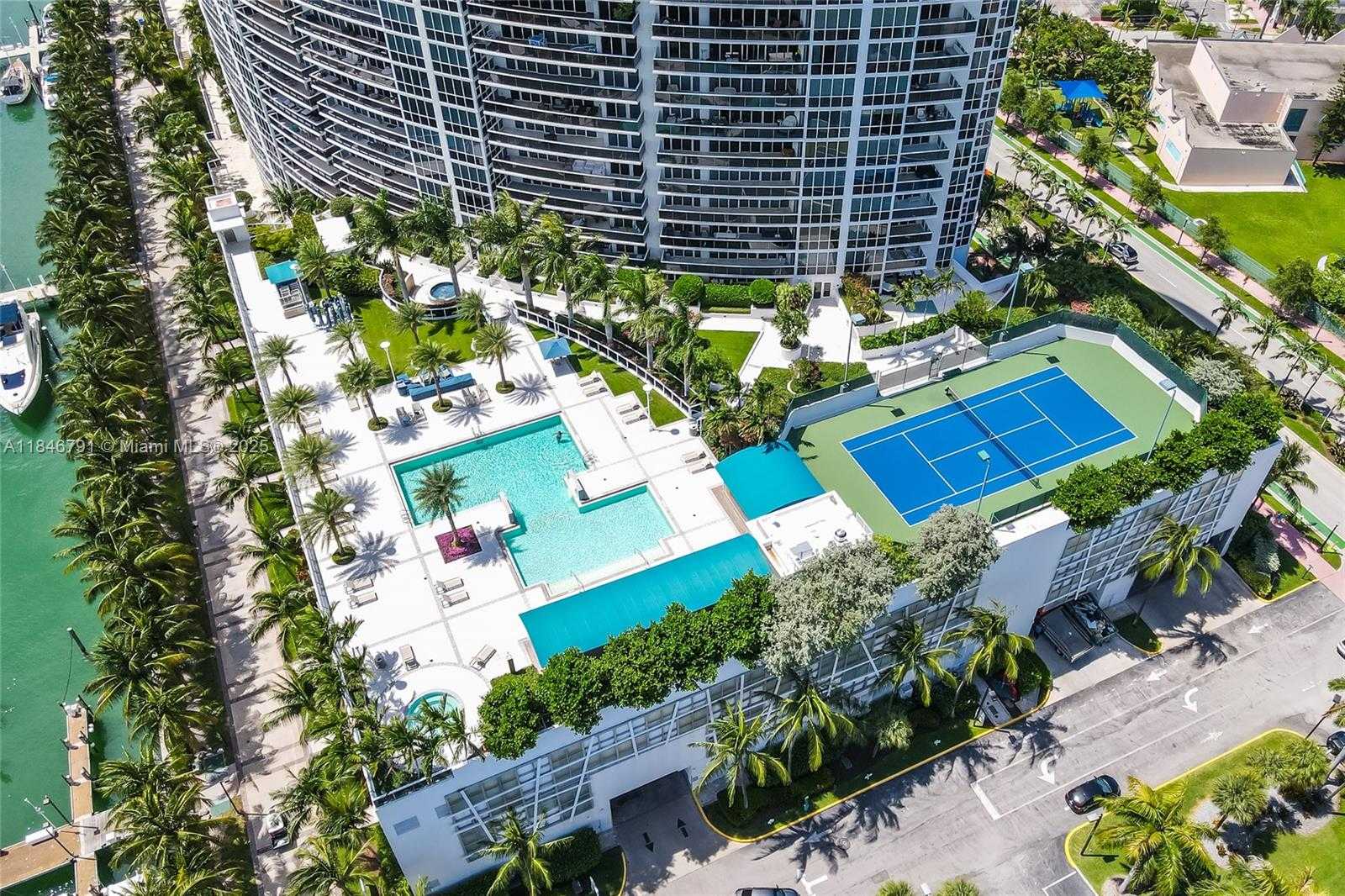 Small Image of 400 NORTH EAST ALTON RD #2409, Miami Beach Number 6