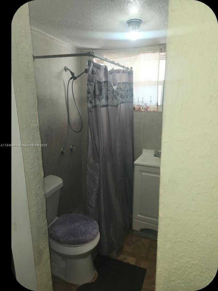Small Image of 18520 NORTH WEST 22ND CT #B, Miami Gardens Number 6