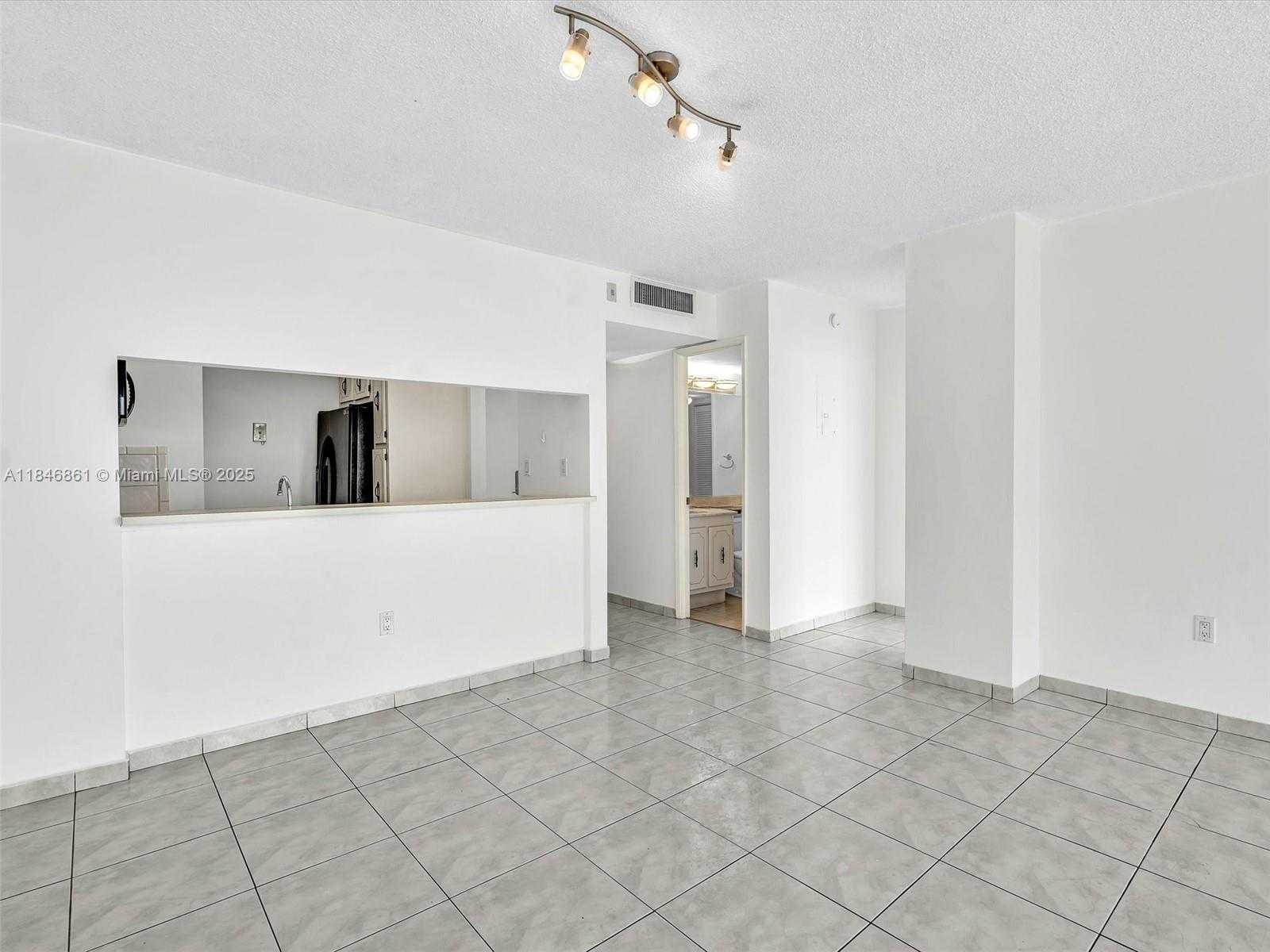 Small Image of Miami Number 10