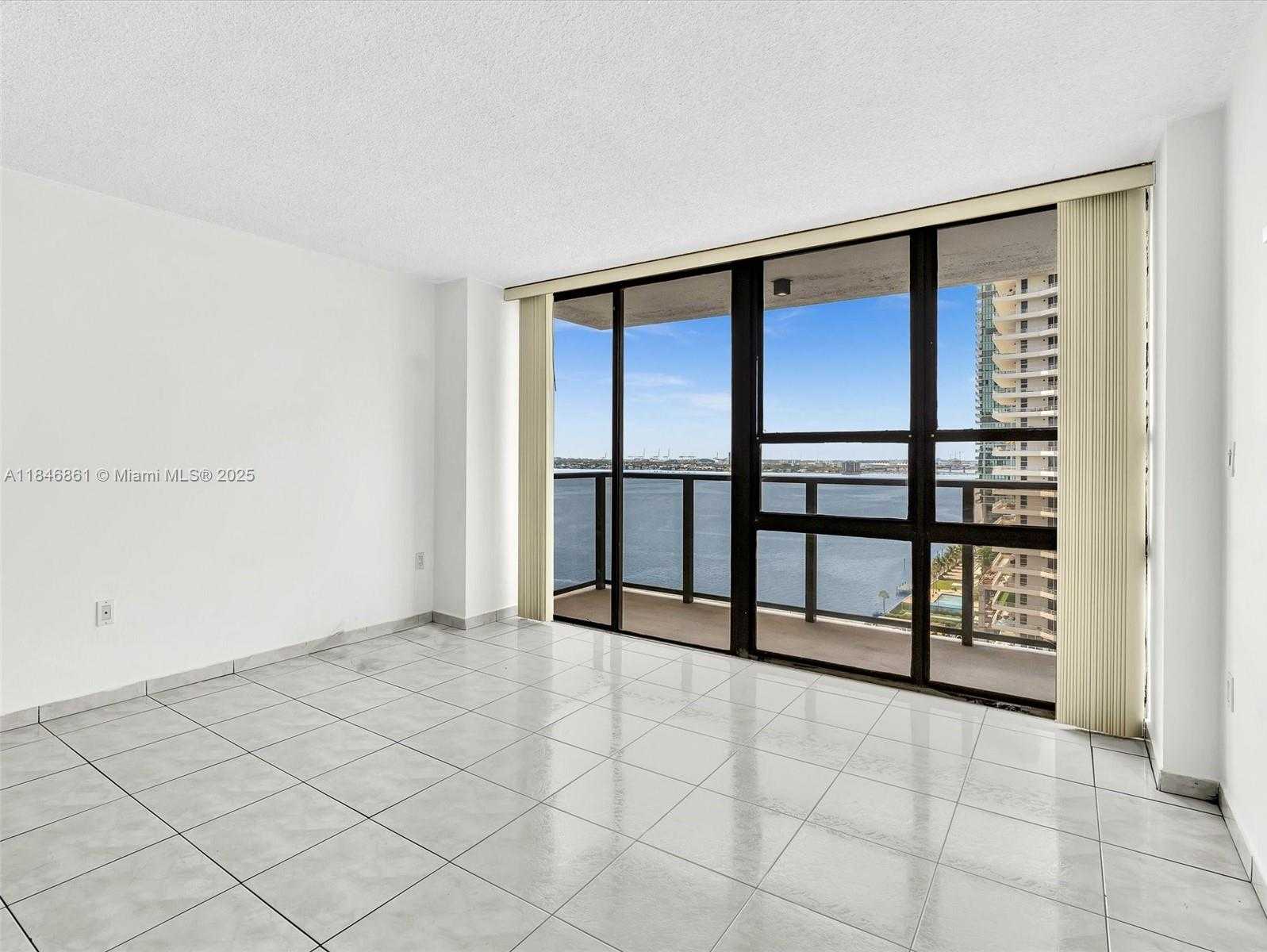 Small Image of Miami Number 17