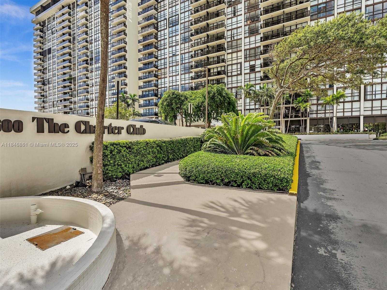 Small Image of Miami Number 23