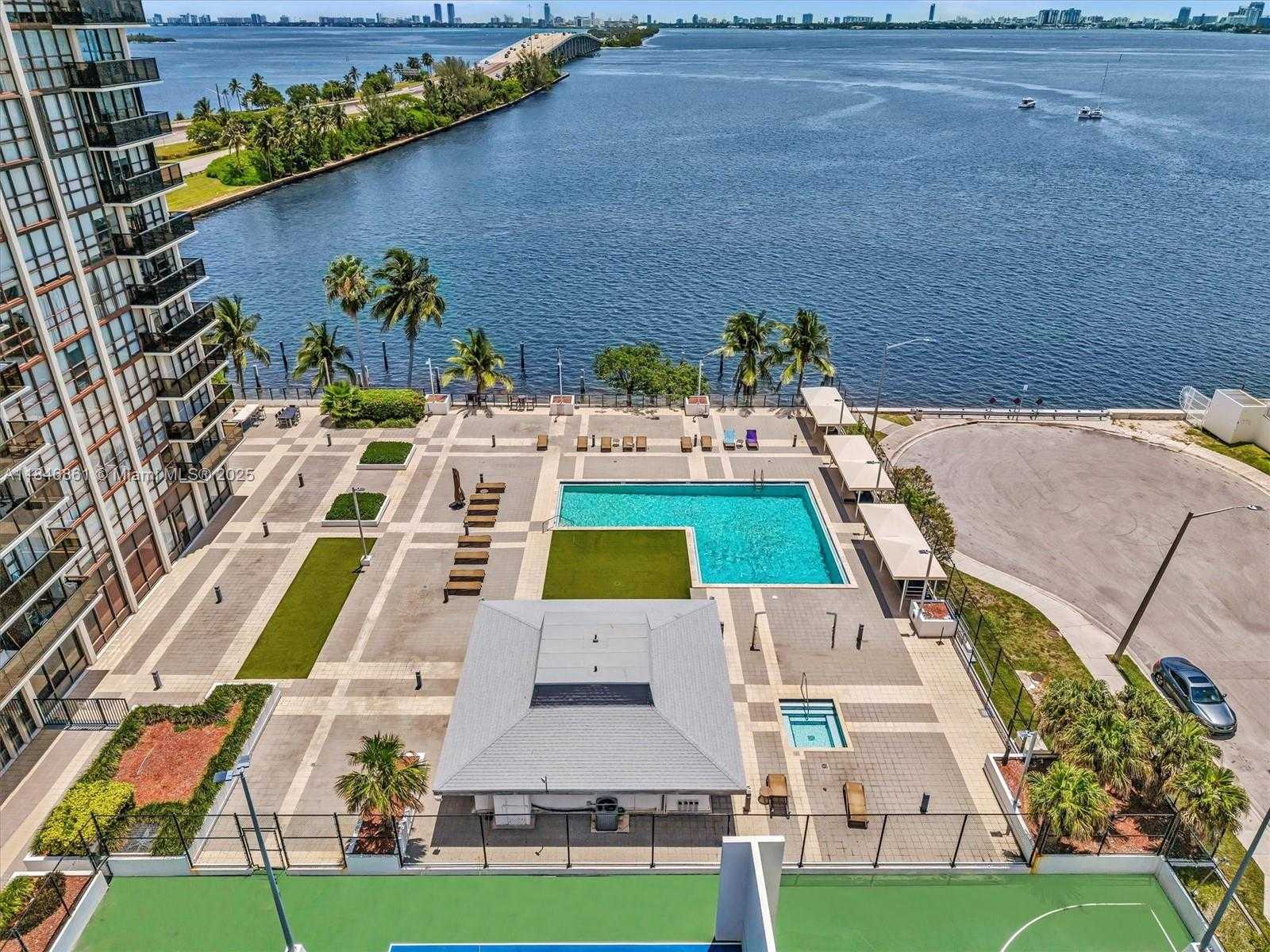 Small Image of Miami Number 27