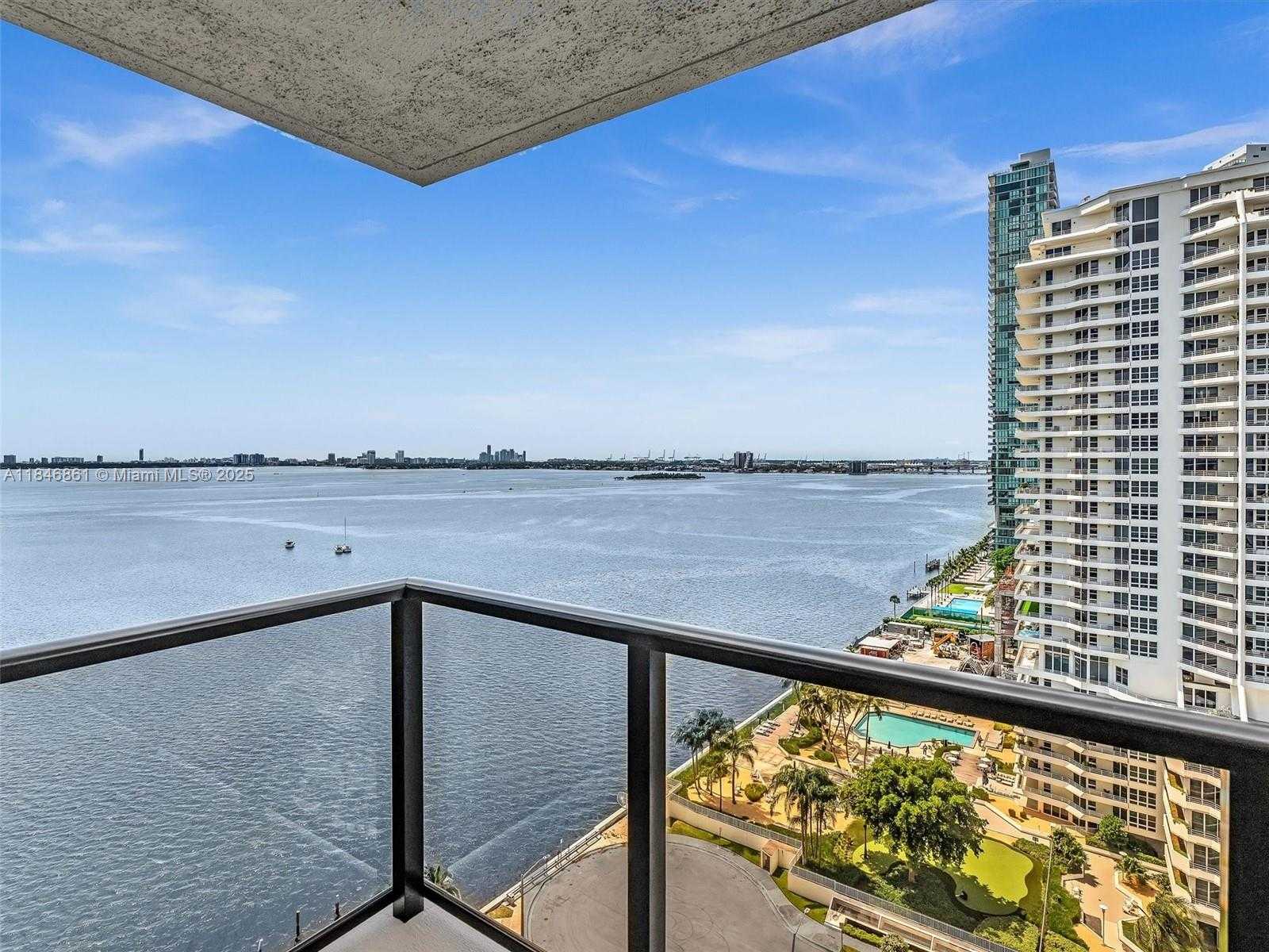Small Image of Miami Number 4