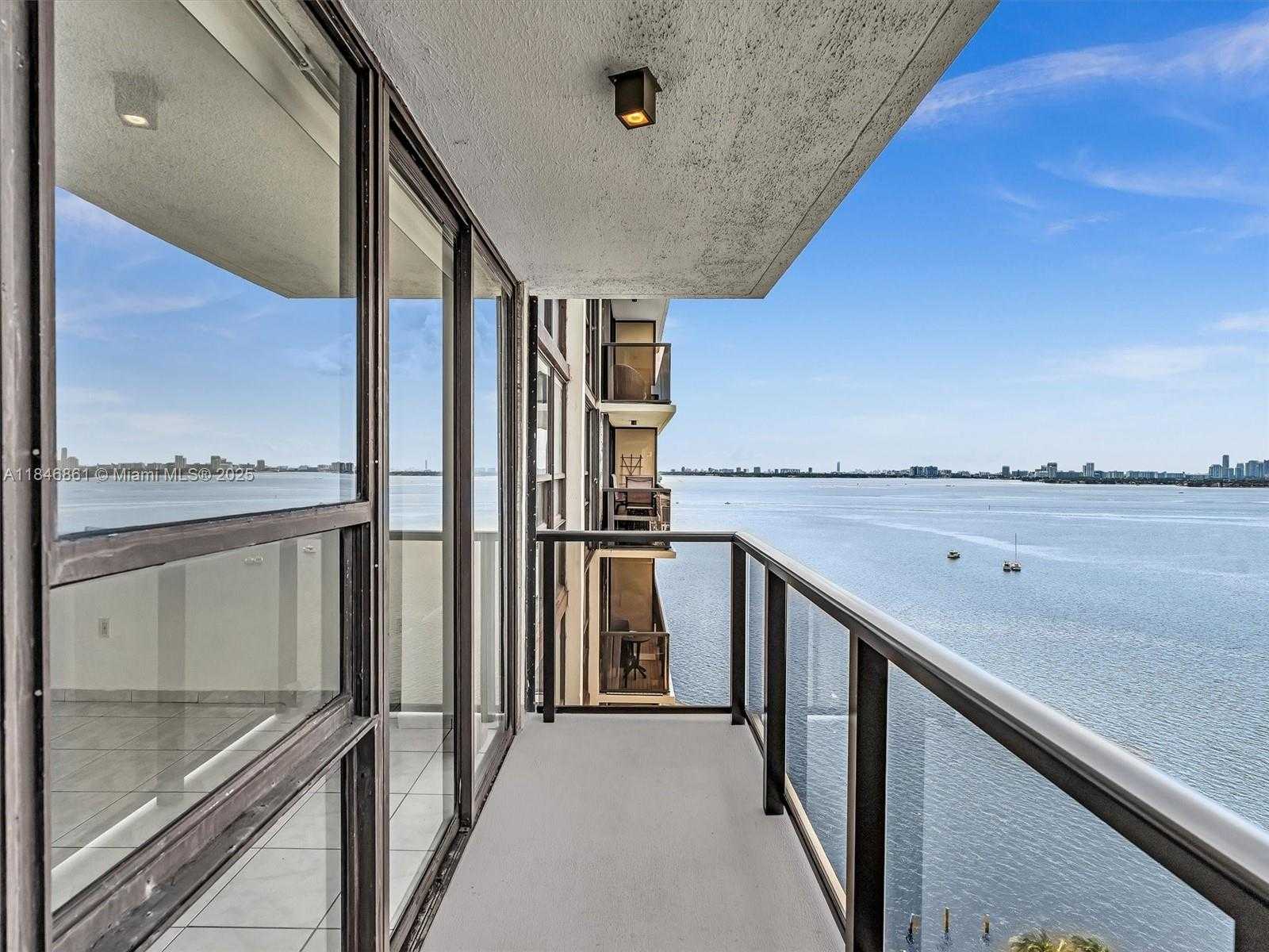 Small Image of Miami Number 5