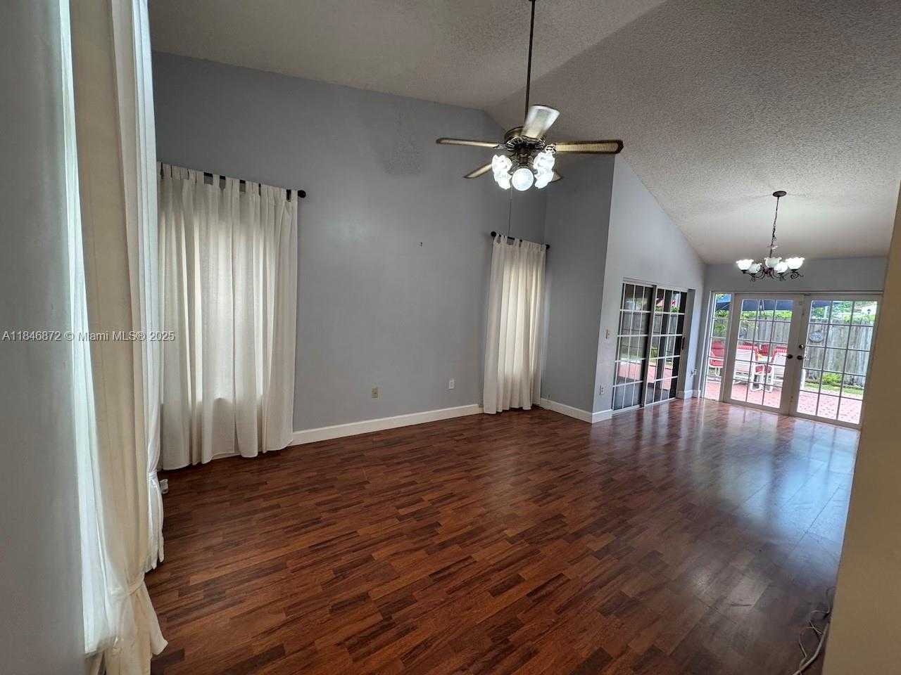 Small Image of 11715 SOUTH WEST 113TH TER, Miami Number 4