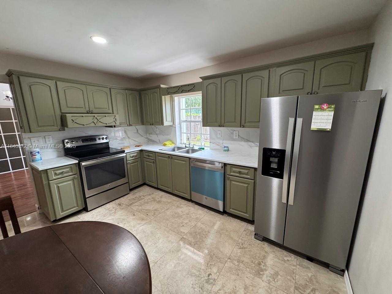 Small Image of 11715 SOUTH WEST 113TH TER, Miami Number 9