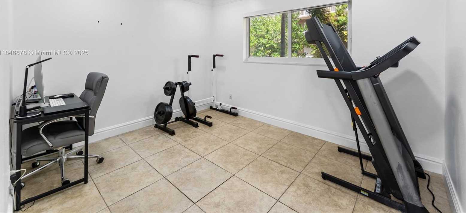 Small Image of 7700 CAMINO REAL #D-202, Miami Number 13