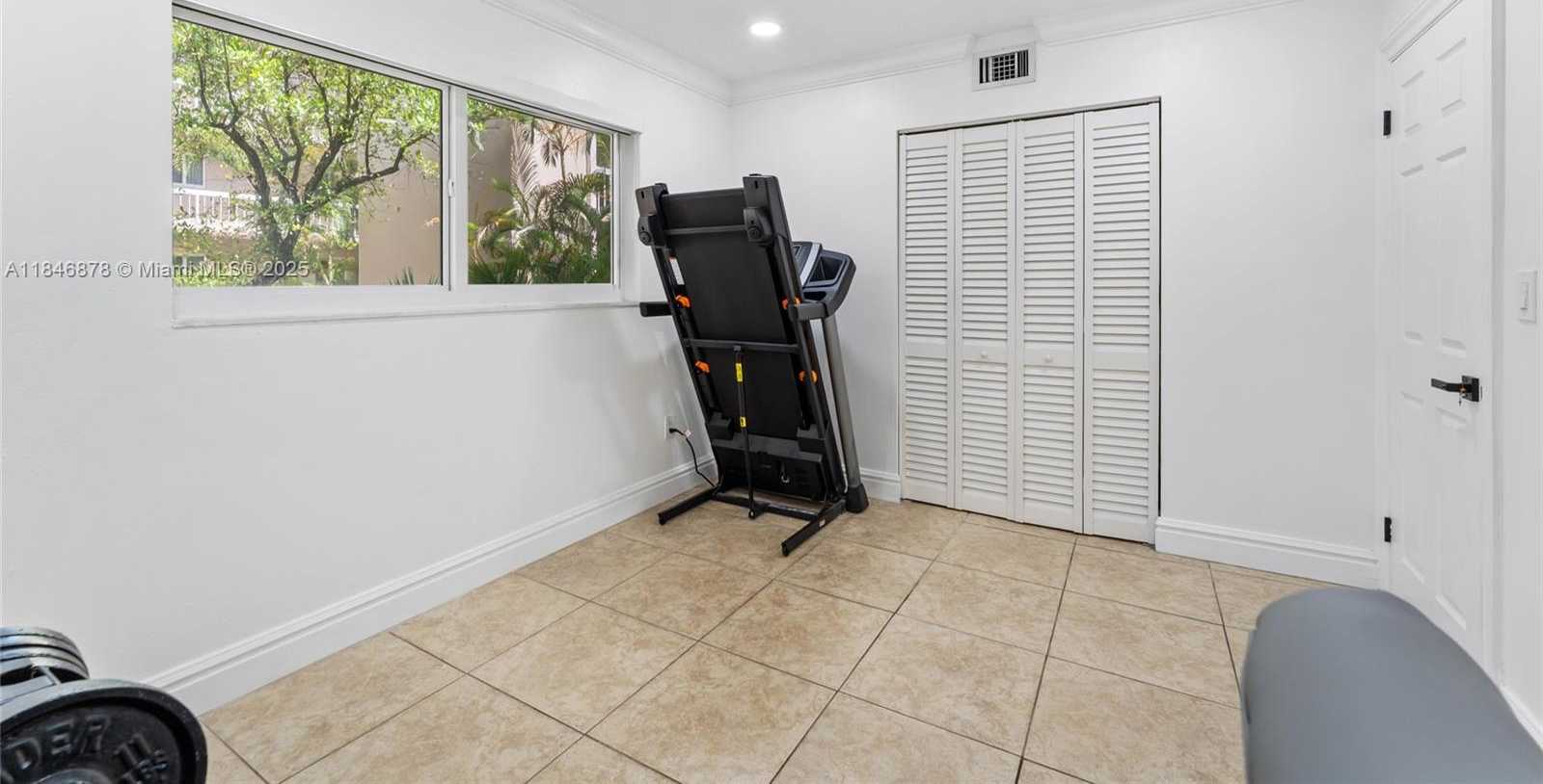 Small Image of 7700 CAMINO REAL #D-202, Miami Number 14