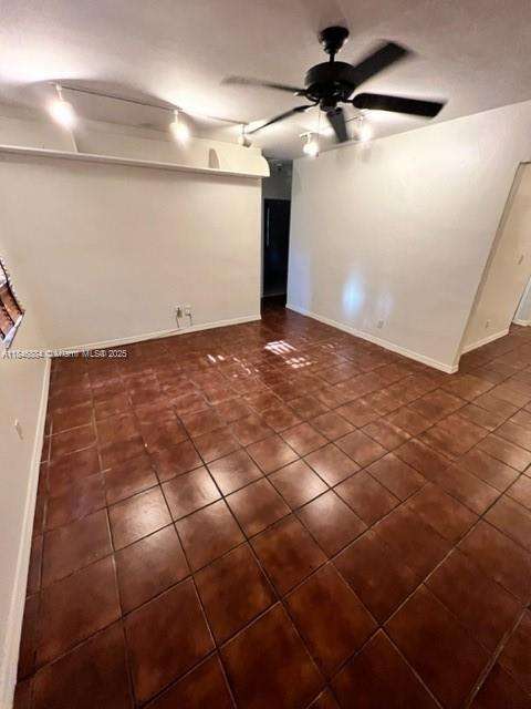 Small Image of 4724 SOUTH WEST 64TH CT, Miami Number 5