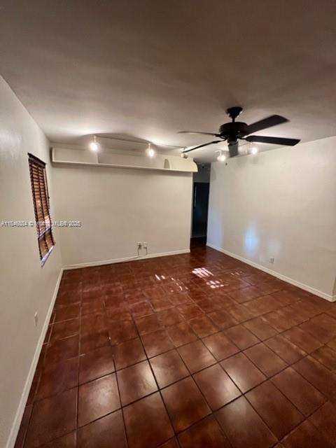 Small Image of 4724 SOUTH WEST 64TH CT, Miami Number 6
