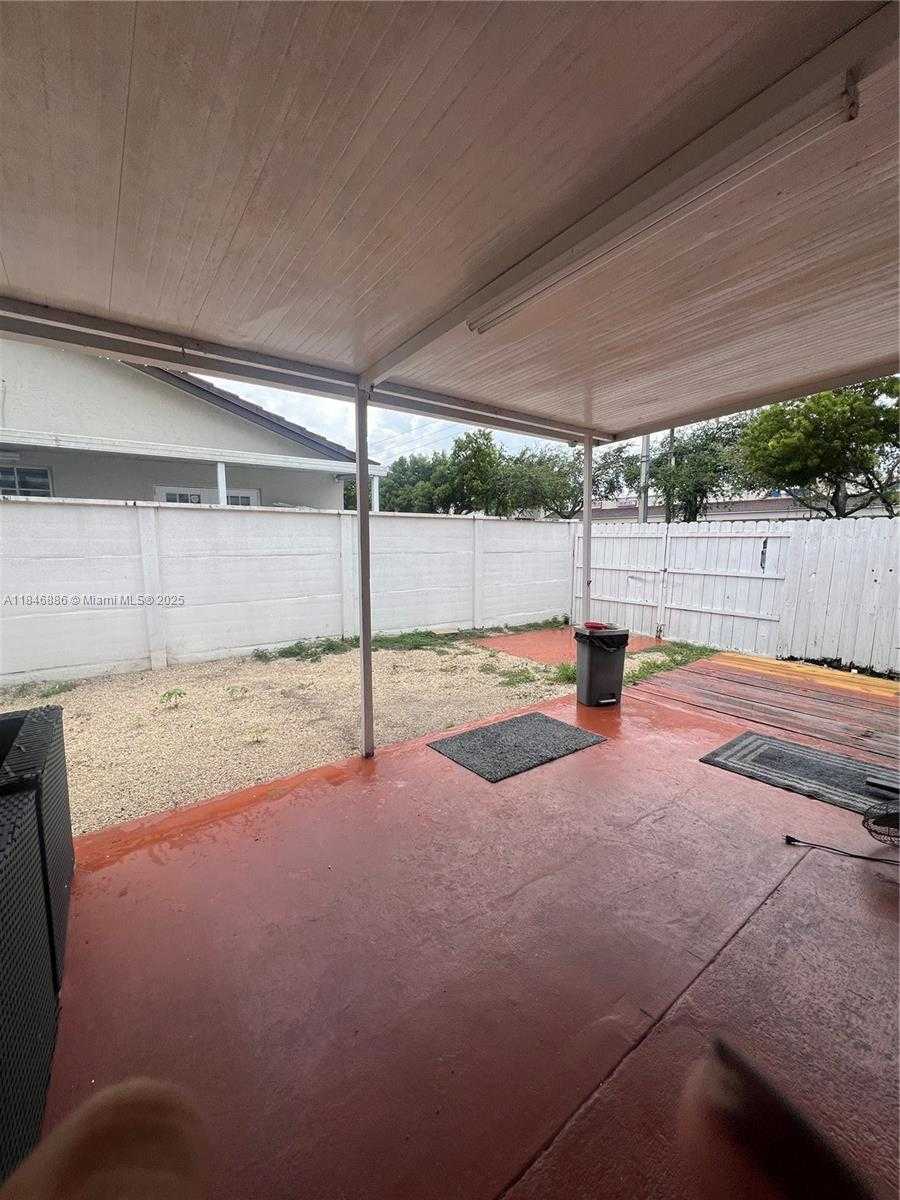 Small Image of 3192 WEST 70TH ST #3192, Hialeah Number 6