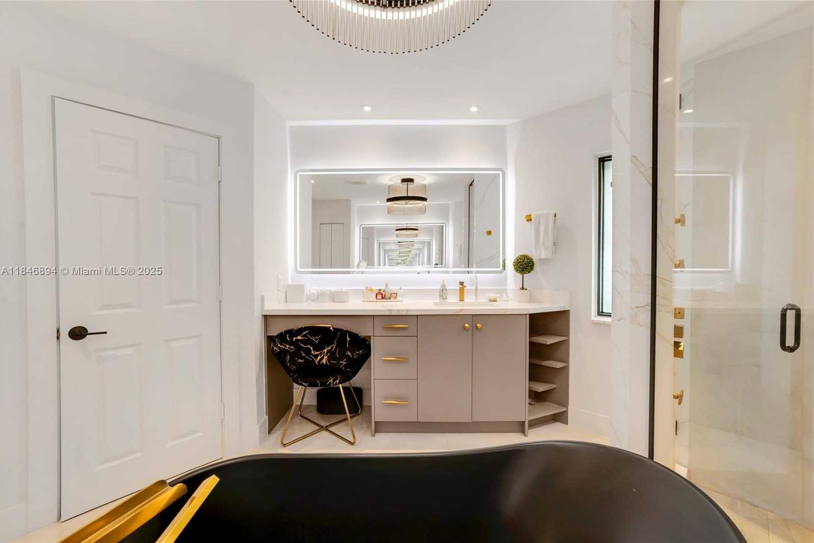 Small Image of 6586 NORTH WEST 97TH DR, Parkland Number 22