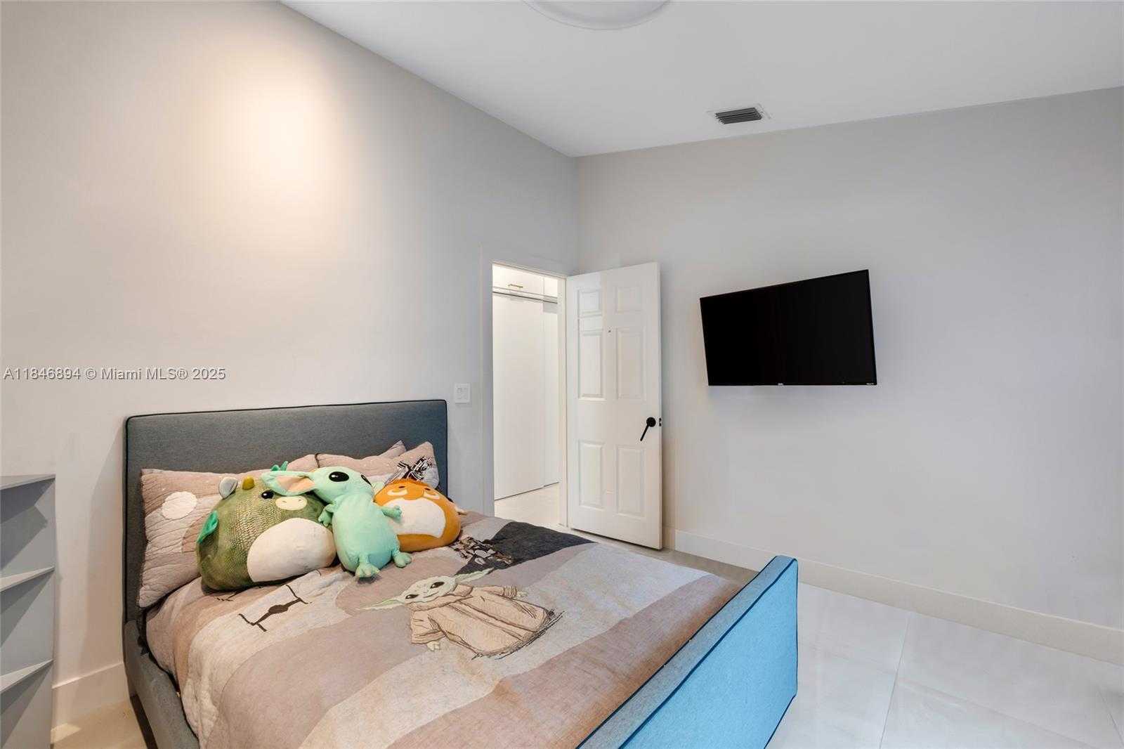 Small Image of 6586 NORTH WEST 97TH DR, Parkland Number 28
