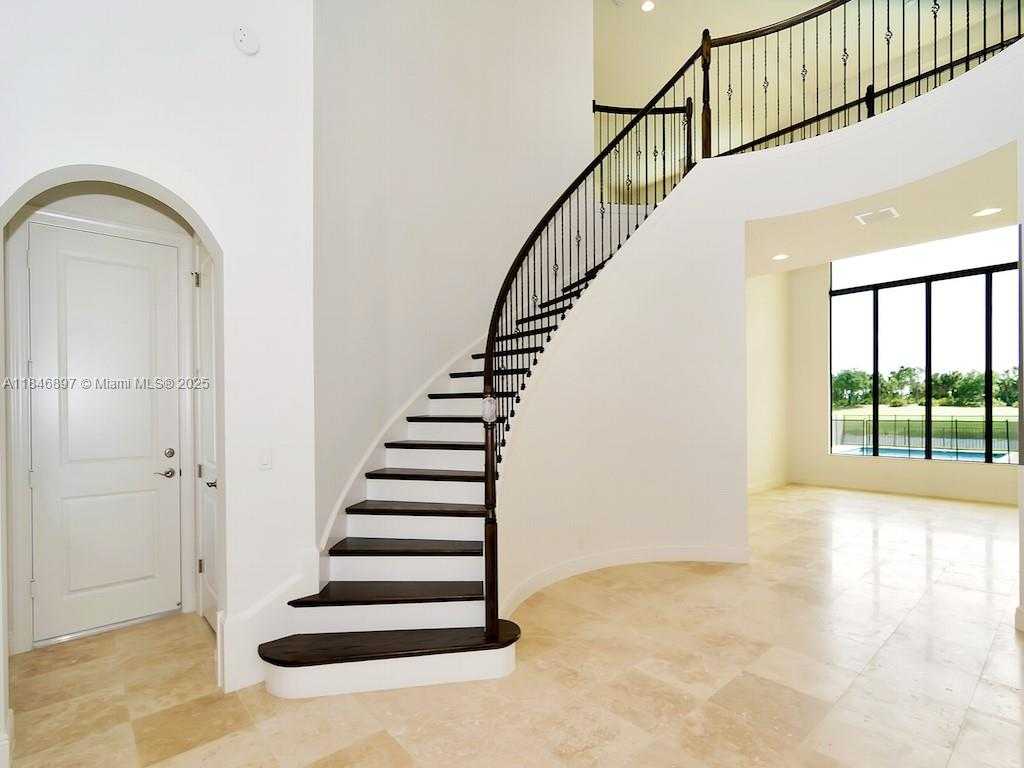 Small Image of 10400 SOUTH BARNSLEY DR, Parkland Number 19