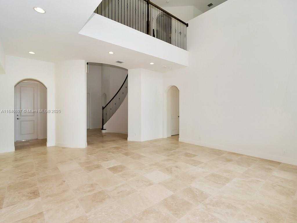 Small Image of 10400 SOUTH BARNSLEY DR, Parkland Number 24