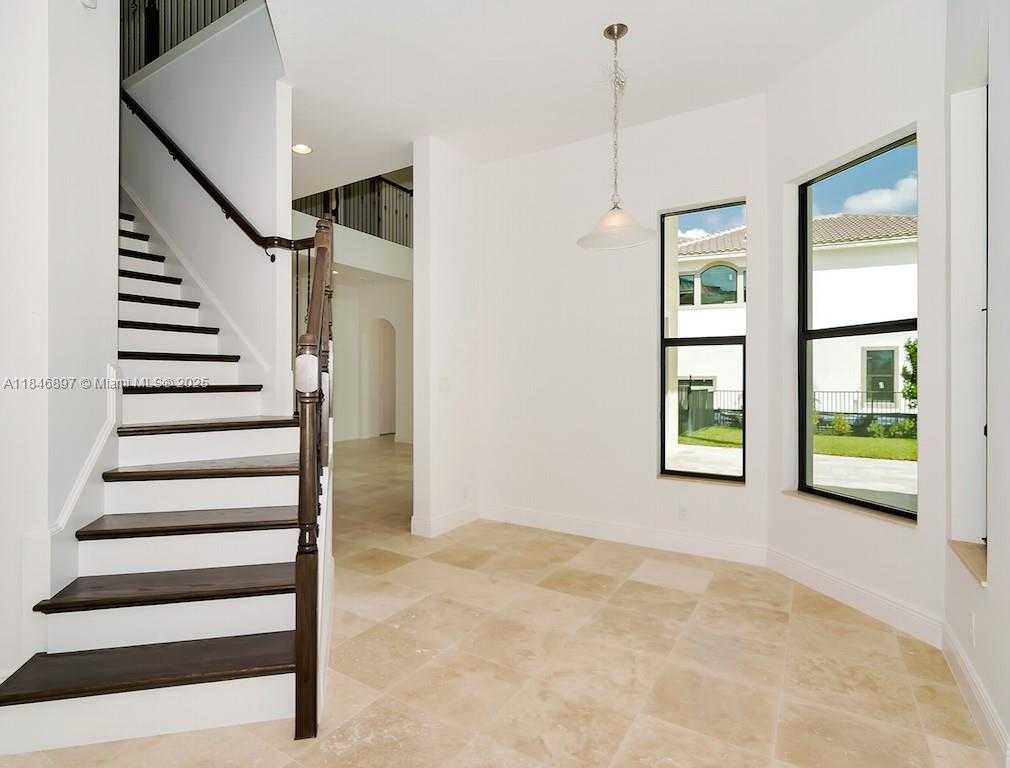 Small Image of 10400 SOUTH BARNSLEY DR, Parkland Number 28