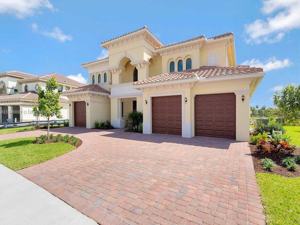 Small Image of 10400 SOUTH BARNSLEY DR, Parkland Number 3
