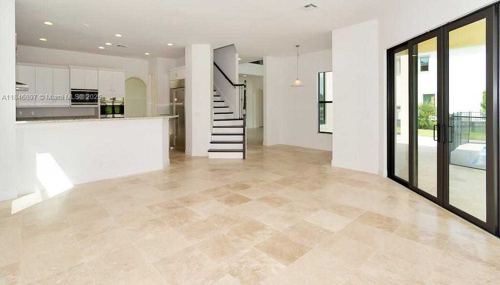 Small Image of 10400 SOUTH BARNSLEY DR, Parkland Number 31