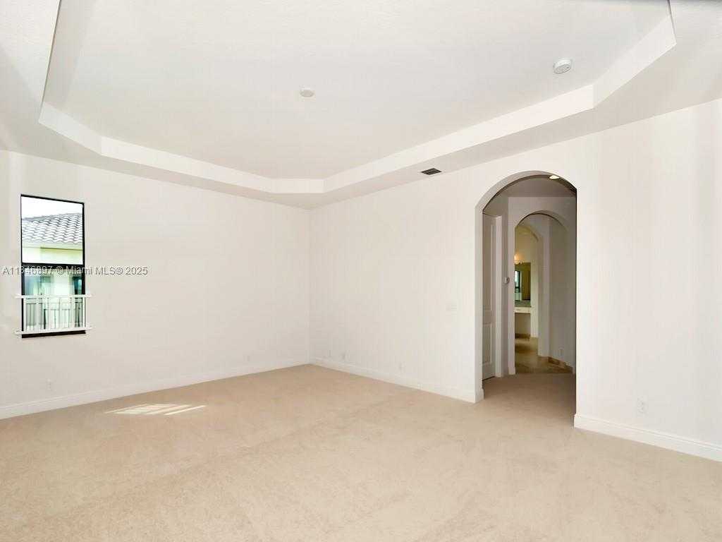 Small Image of 10400 SOUTH BARNSLEY DR, Parkland Number 51