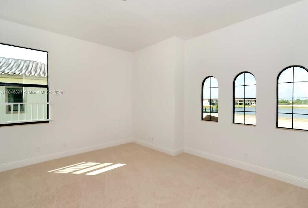 Small Image of 10400 SOUTH BARNSLEY DR, Parkland Number 64