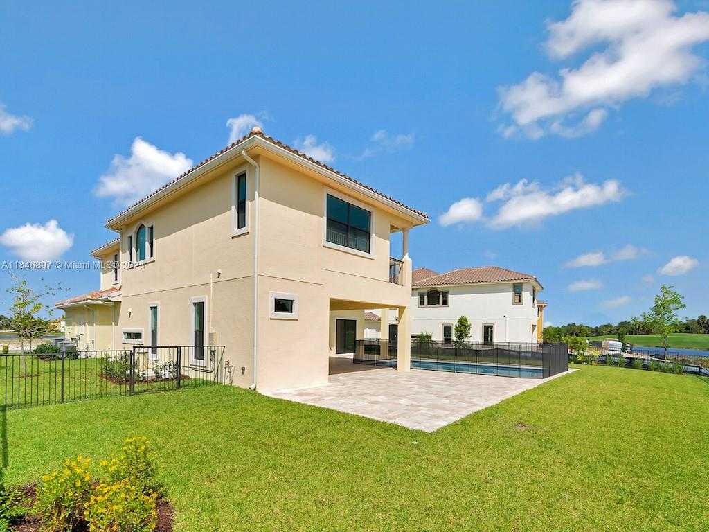 Small Image of 10400 SOUTH BARNSLEY DR, Parkland Number 8