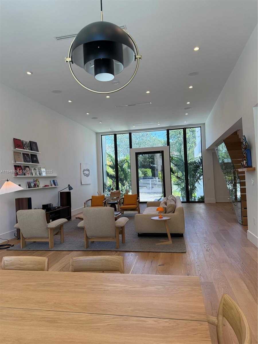 Small Image of 50 NORTH EAST 49TH, Miami Number 2