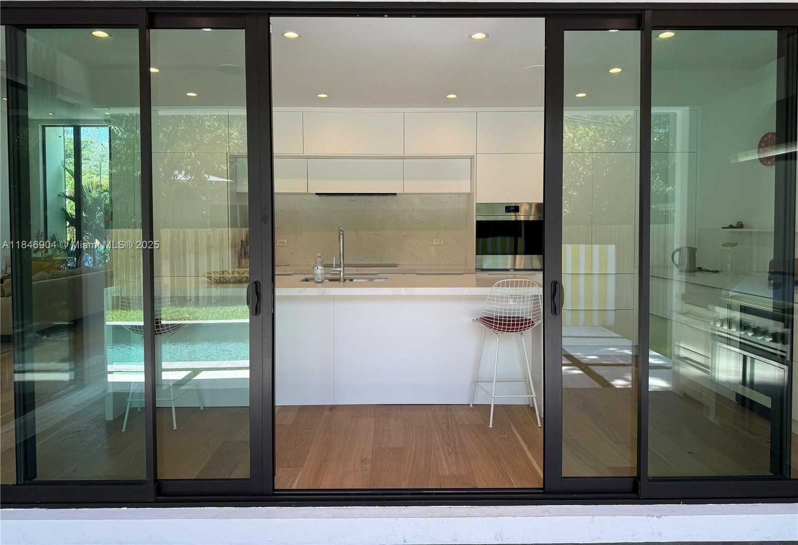 Small Image of 50 NORTH EAST 49TH, Miami Number 8