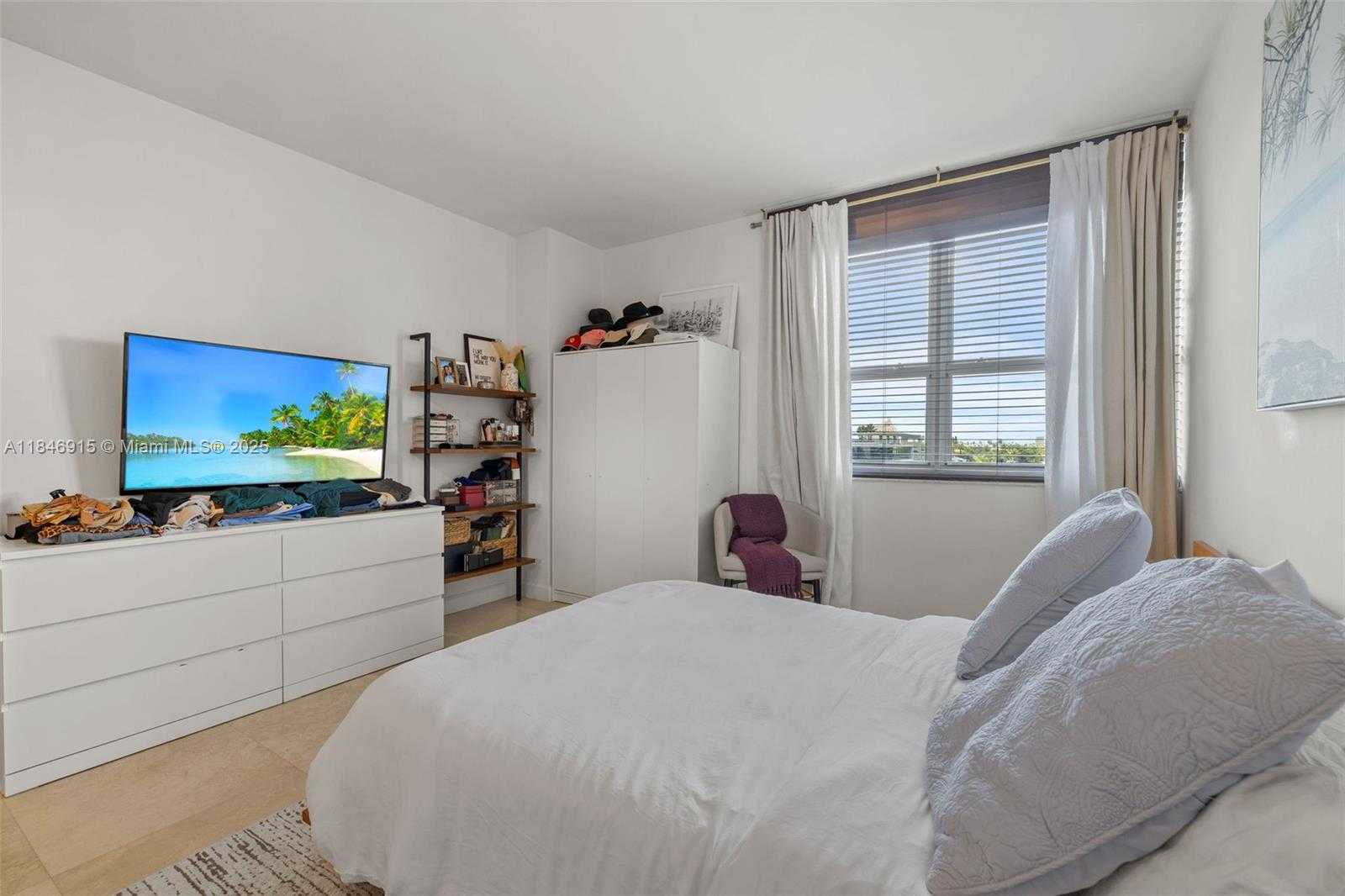 Small Image of 650 WEST AVE #606, Miami Beach Number 10