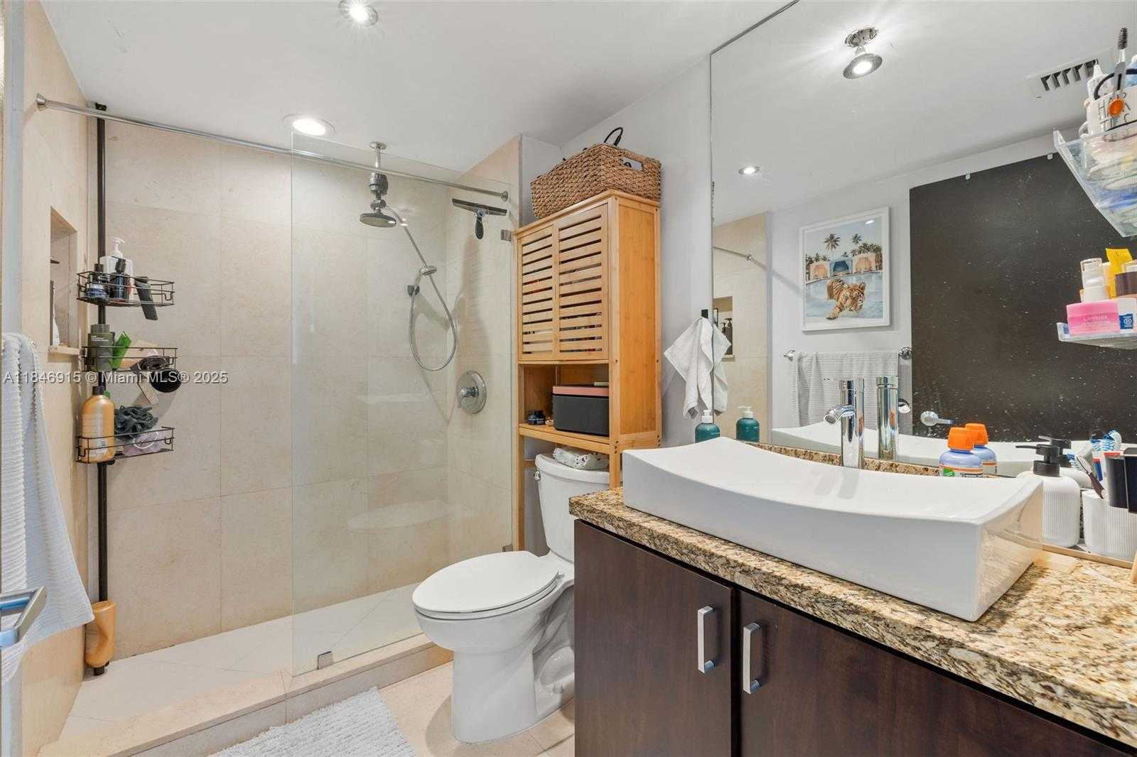 Small Image of 650 WEST AVE #606, Miami Beach Number 12