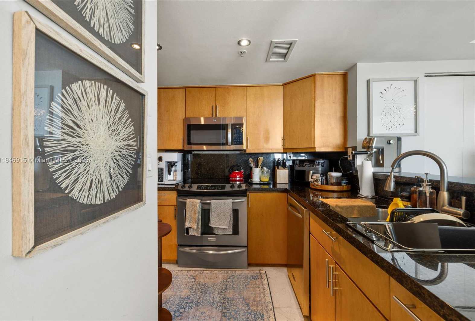 Small Image of 650 WEST AVE #606, Miami Beach Number 7