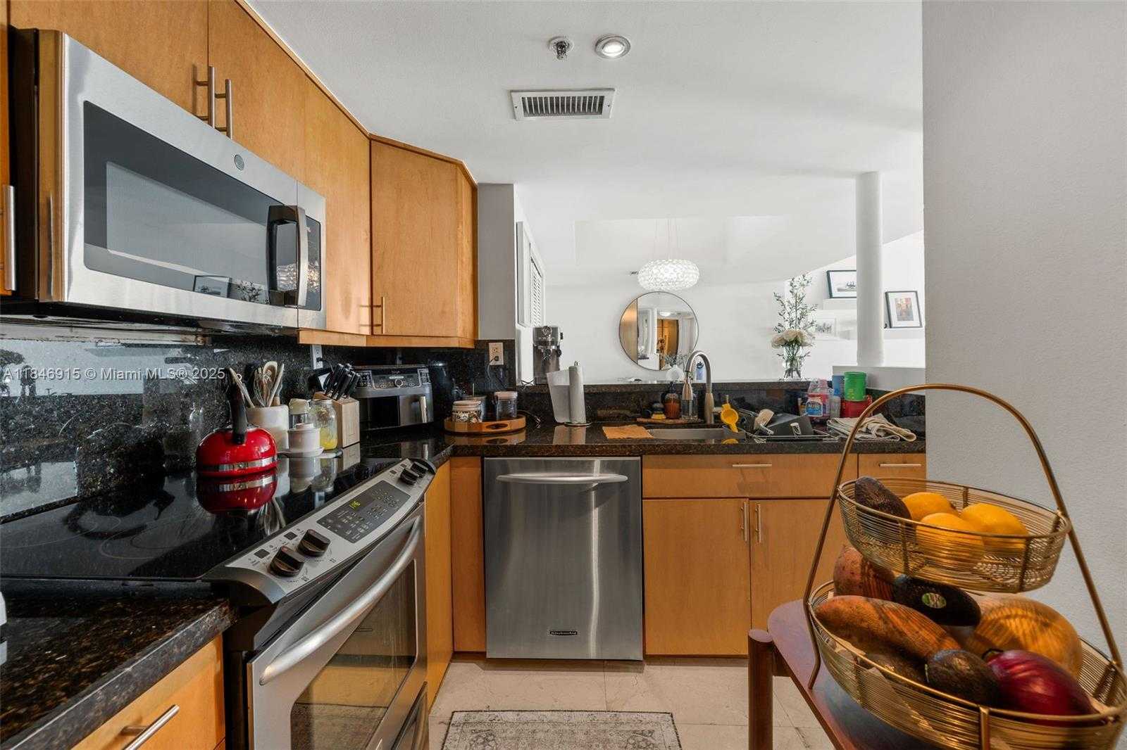 Small Image of 650 WEST AVE #606, Miami Beach Number 9