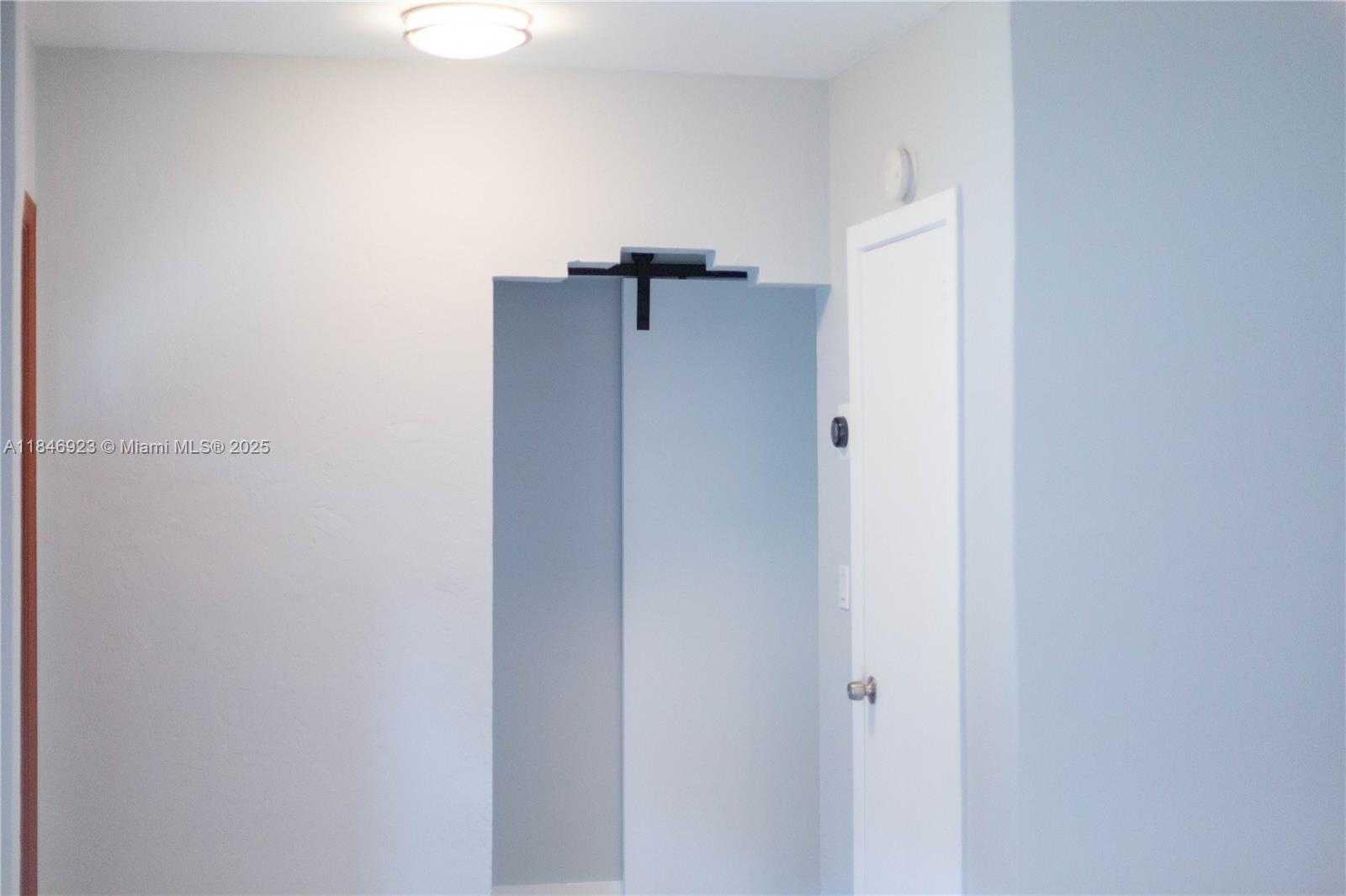 Small Image of 624 WESTWARD DRIVE, Miami Springs Number 20