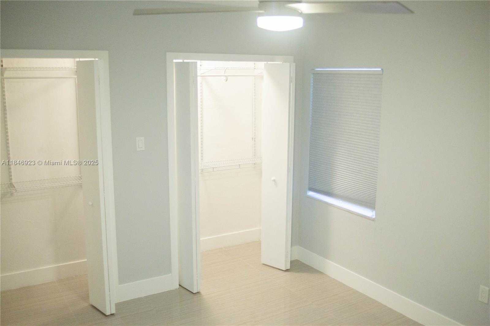 Small Image of 624 WESTWARD DRIVE, Miami Springs Number 28