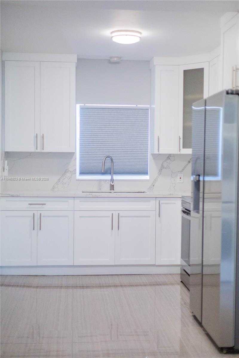 Small Image of 624 WESTWARD DRIVE, Miami Springs Number 9