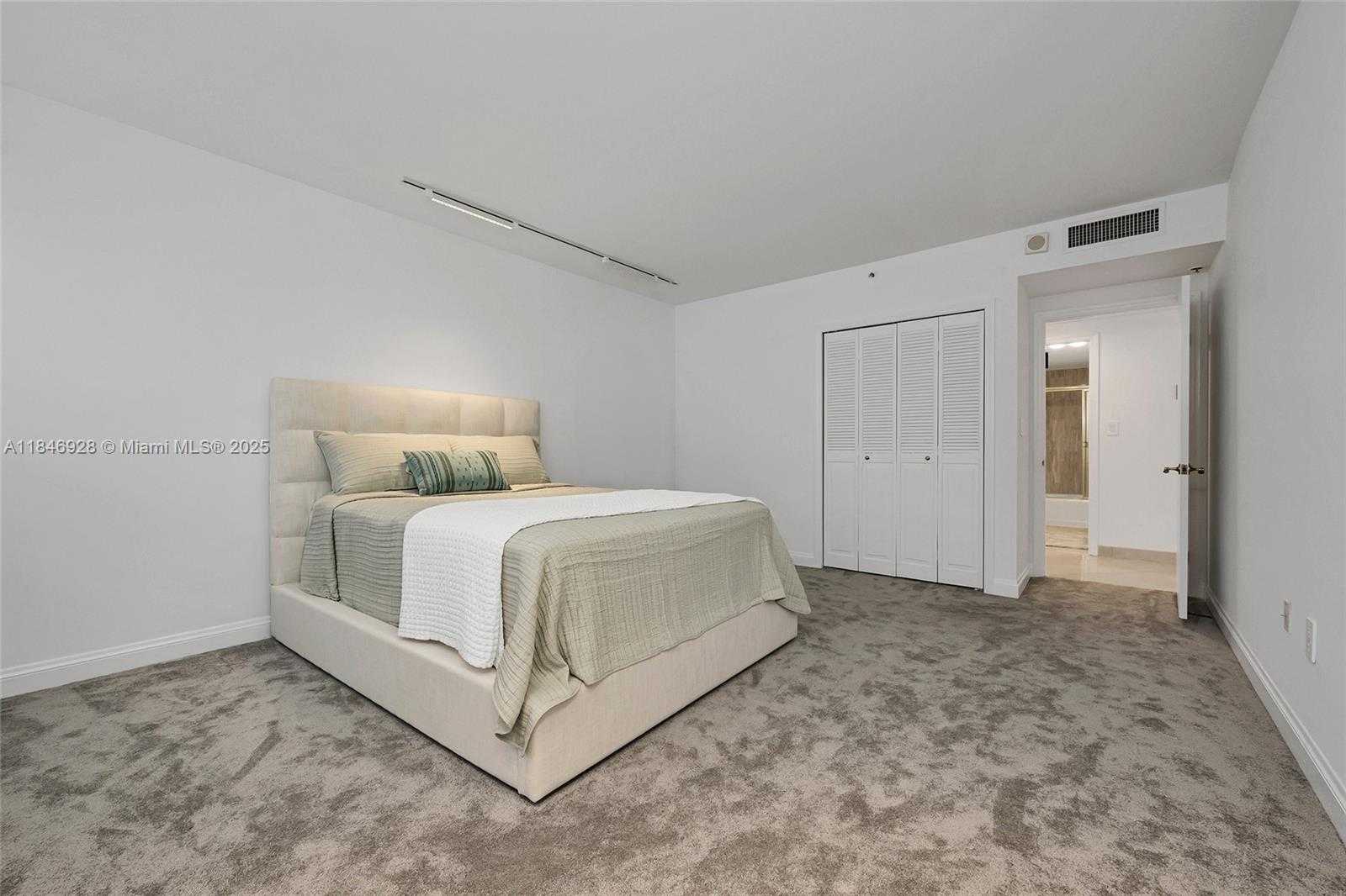Small Image of 10205 COLLINS AVE #807, Bal Harbour Number 25