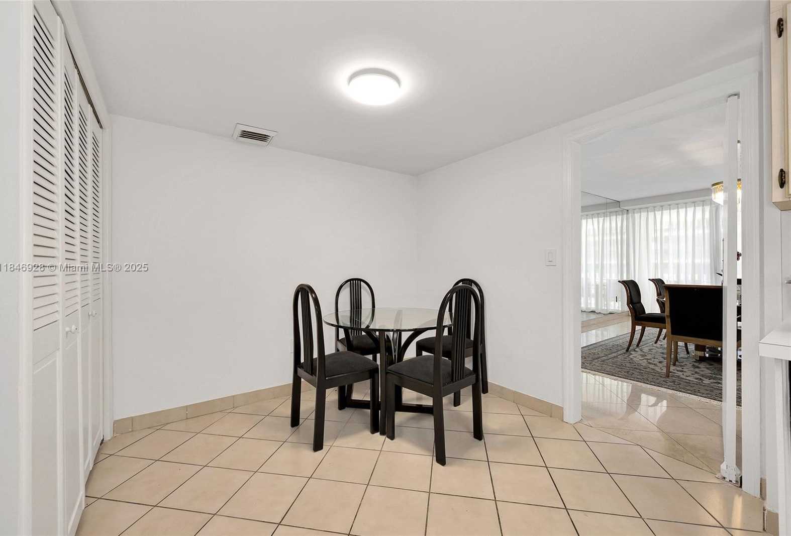 Small Image of 10205 COLLINS AVE #807, Bal Harbour Number 29