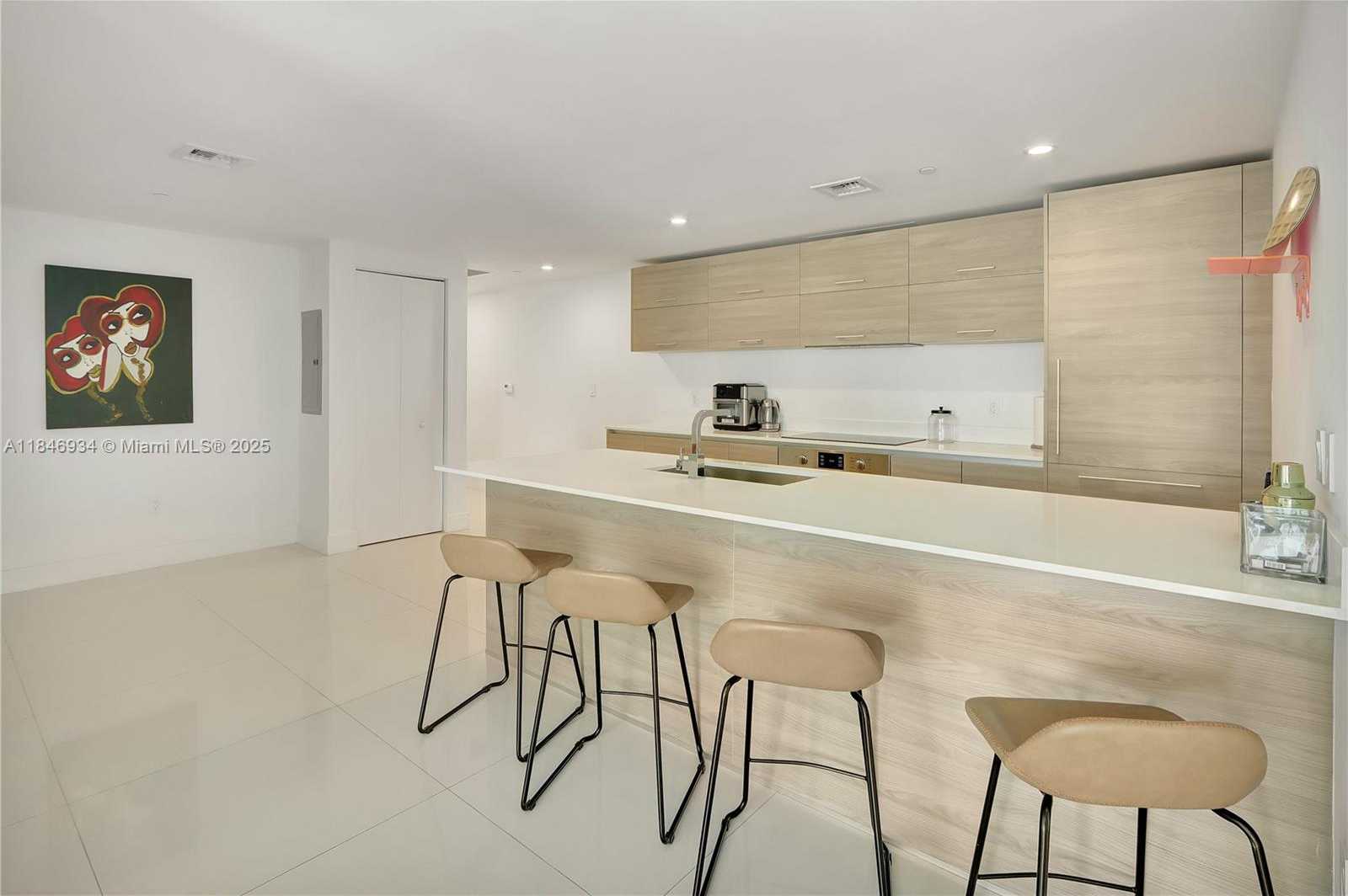 Small Image of 1300 SOUTH MIAMI AVE #1610, Miami Number 2