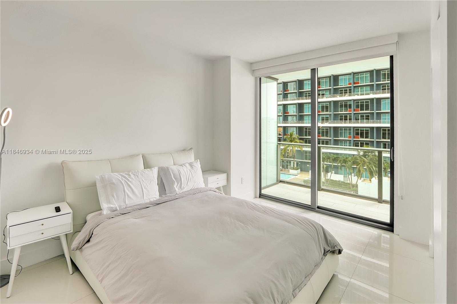 Small Image of 1300 SOUTH MIAMI AVE #1610, Miami Number 9