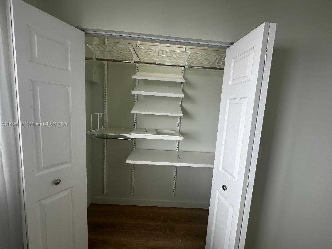 Small Image of 1065 98TH ST #2, Bay Harbor Islands Number 17