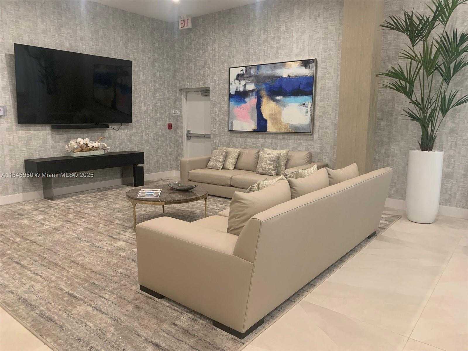 Small Image of 3640 YACHT CLUB DR #1502, Aventura Number 10