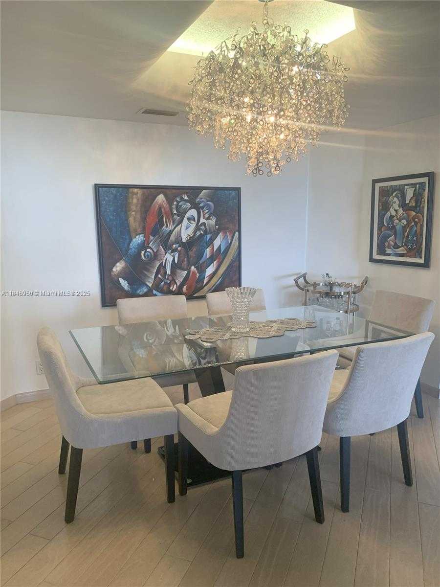 Small Image of 3640 YACHT CLUB DR #1502, Aventura Number 2