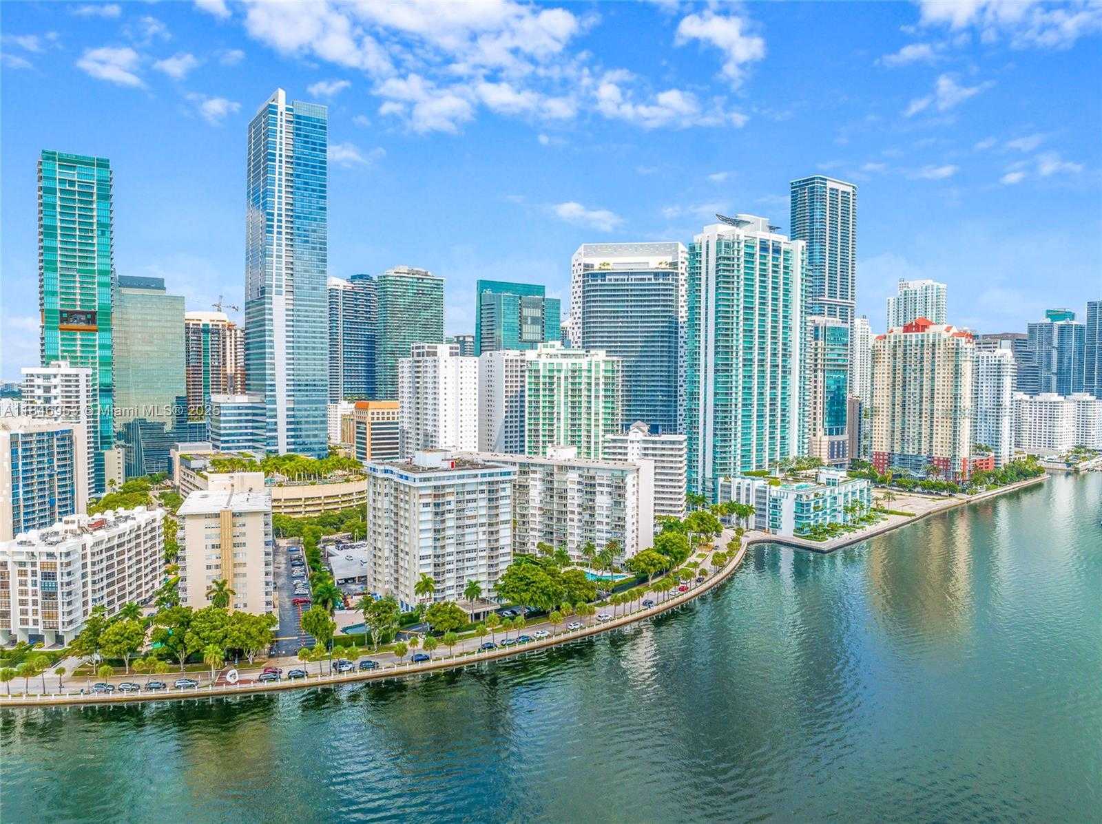 Small Image of 1440 BRICKELL BAY DR #307, Miami Number 2
