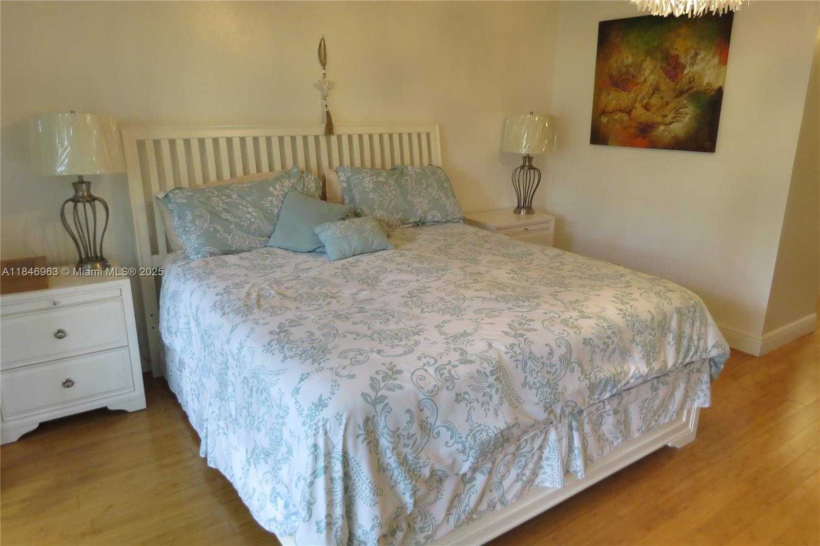 Small Image of 3510 MAGELLAN CIR #723, Aventura Number 11