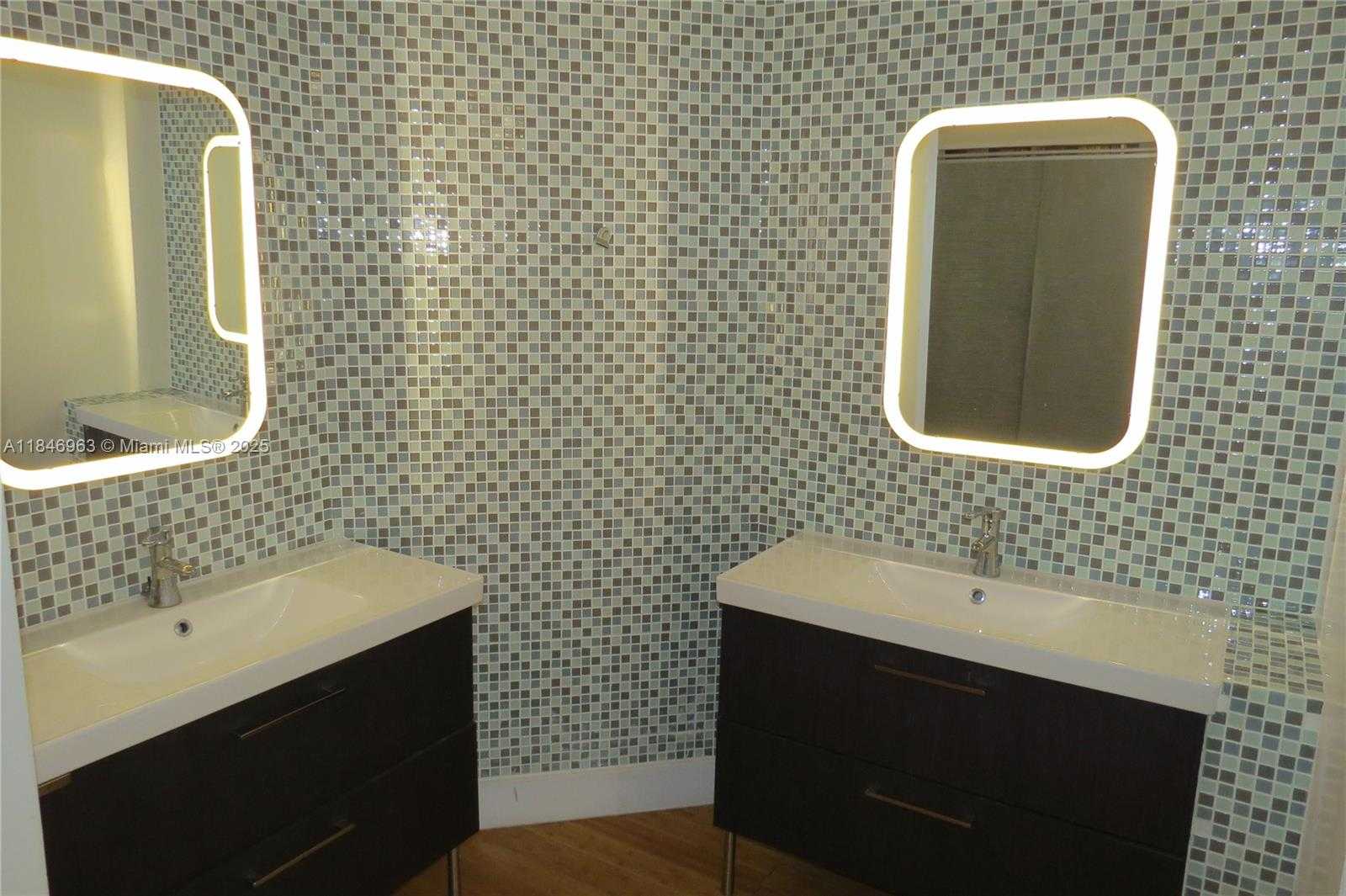 Small Image of 3510 MAGELLAN CIR #723, Aventura Number 14