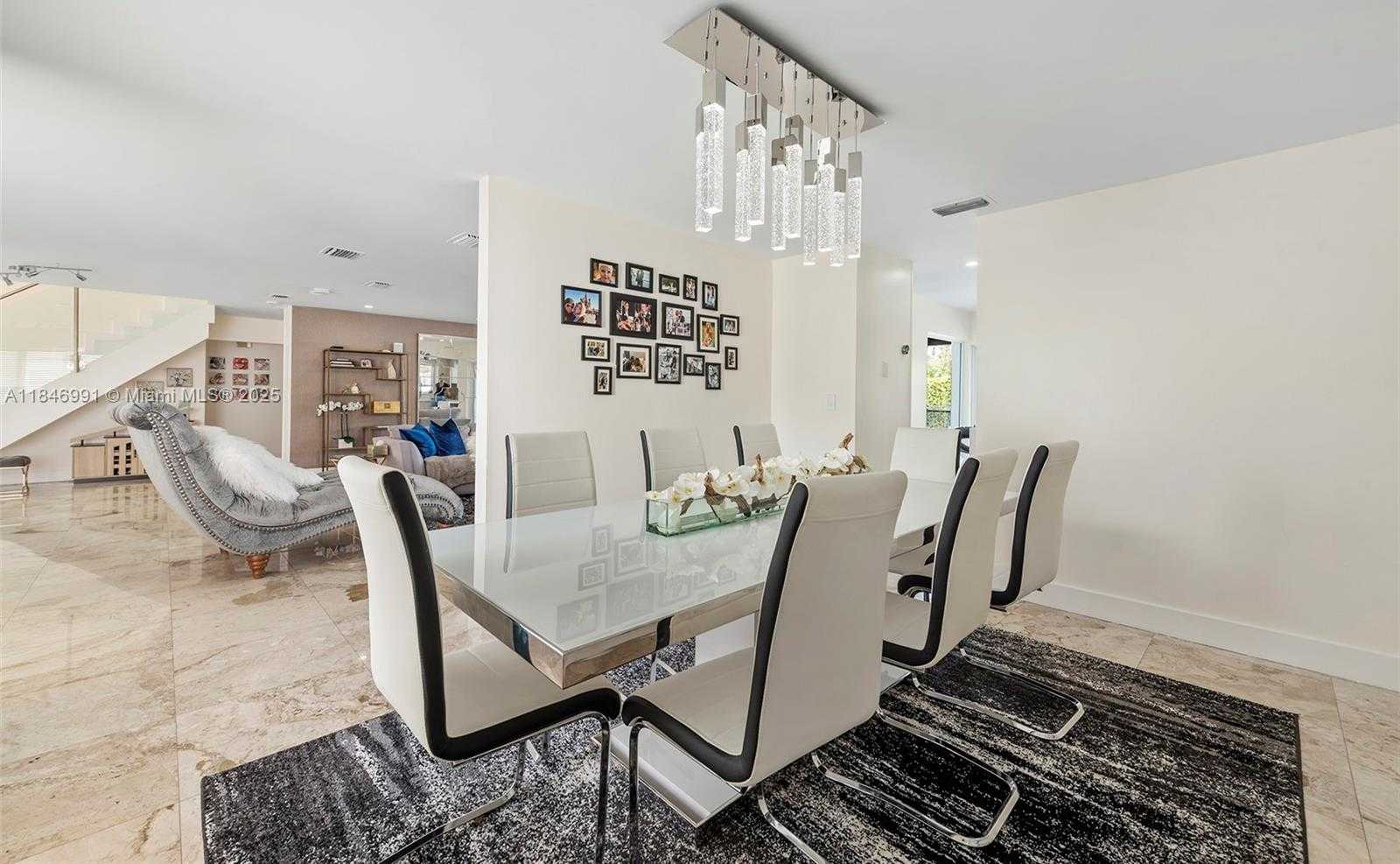 Small Image of 5901 SOUTH WEST 56TH TER, South Miami Number 20