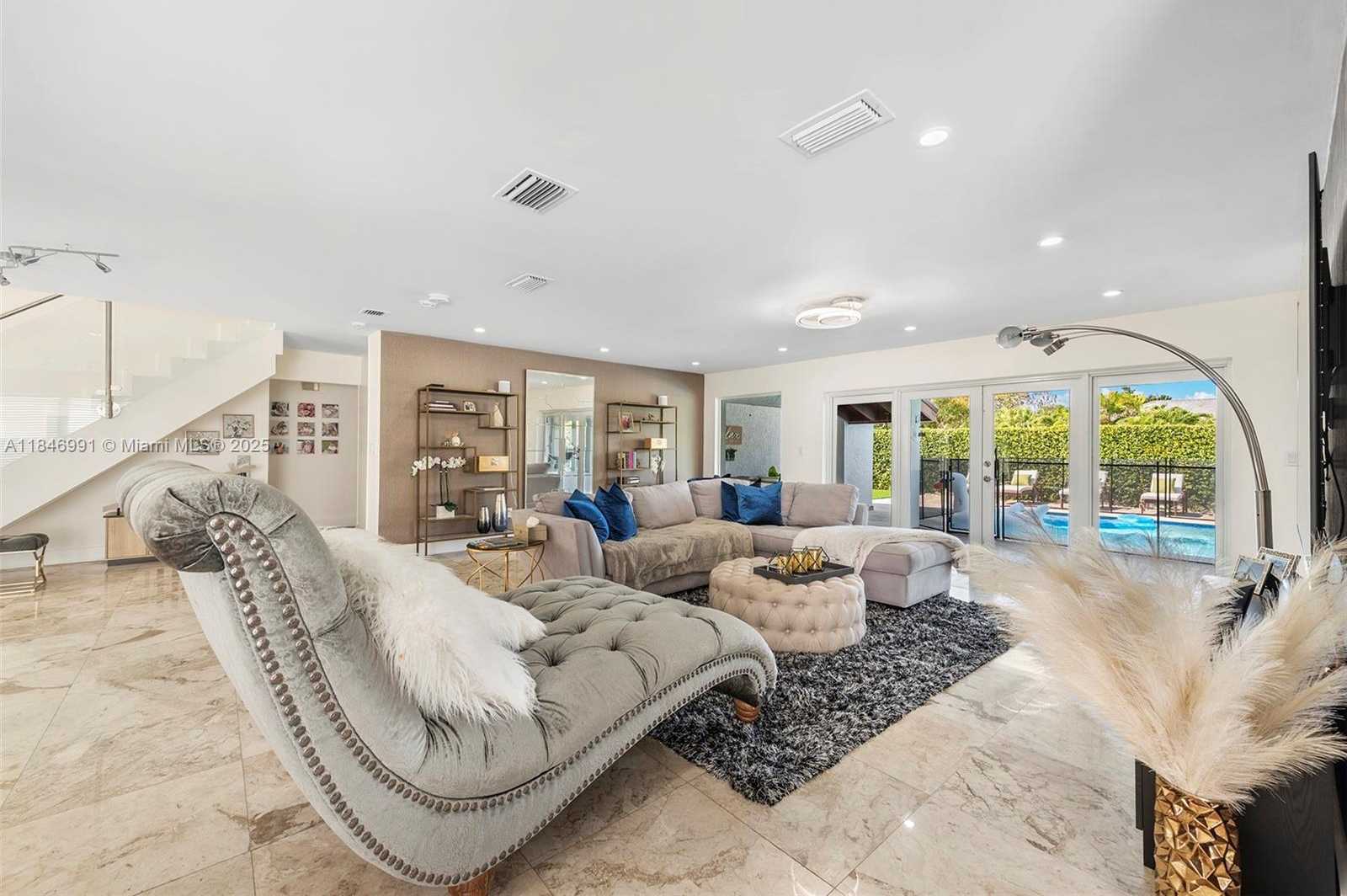 Small Image of 5901 SOUTH WEST 56TH TER, South Miami Number 21