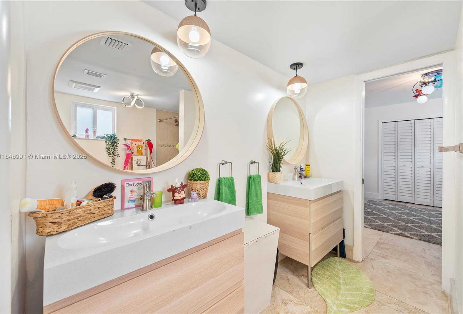 Small Image of 5901 SOUTH WEST 56TH TER, South Miami Number 35