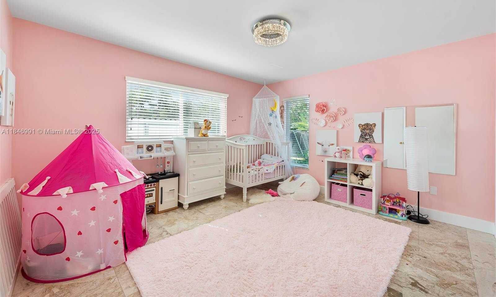 Small Image of 5901 SOUTH WEST 56TH TER, South Miami Number 36