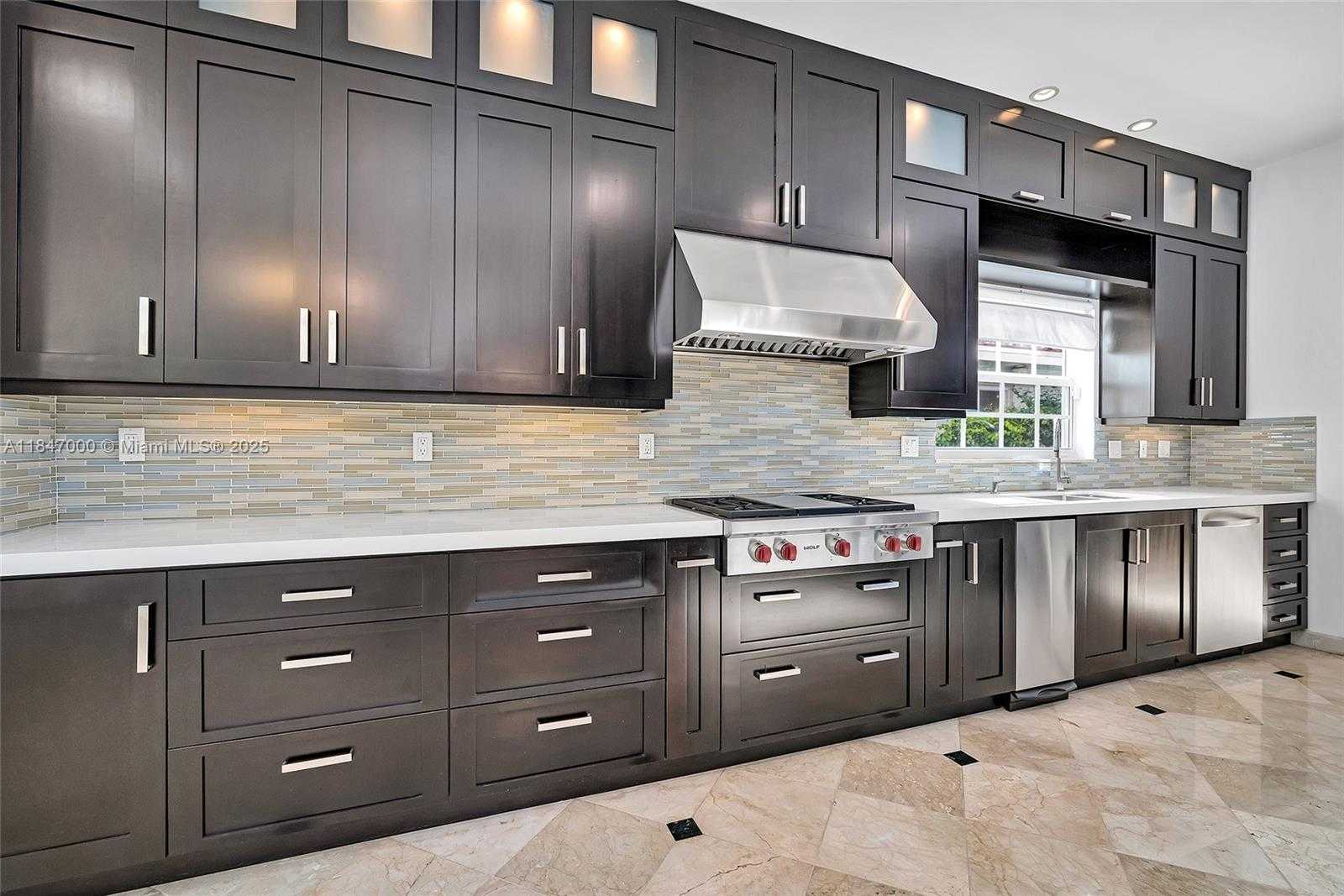 Small Image of 1135 ASTURIA AVE, Coral Gables Number 15