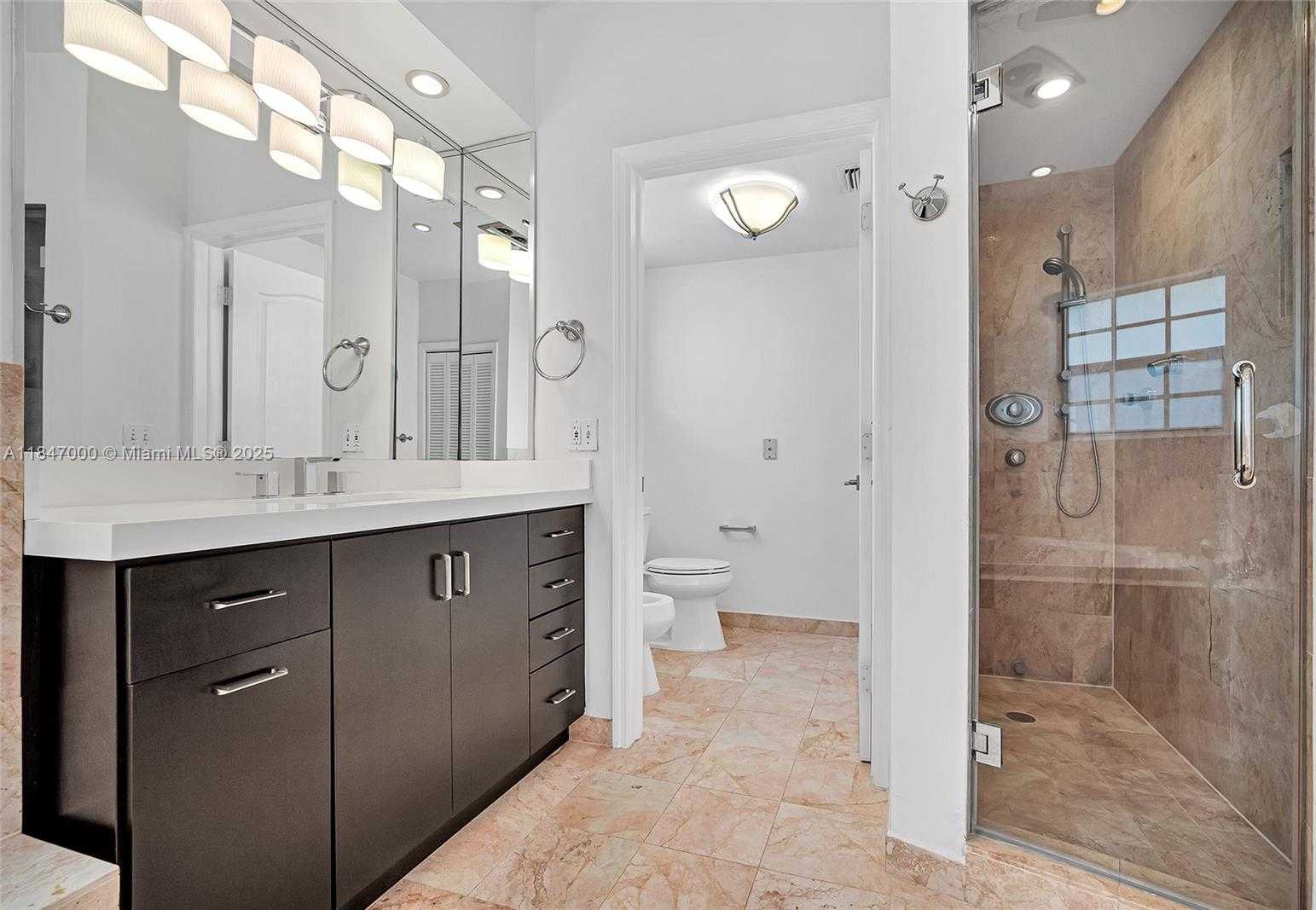 Small Image of 1135 ASTURIA AVE, Coral Gables Number 41